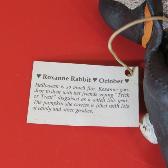GAIL LAURA Roxanne Rabbit 1994 October Halloween Bear Calendar Figurine Signed - Picture 8 of 11